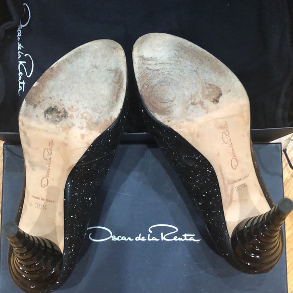 Oscar de la Renta size 38.5 - Picture 4 of 6